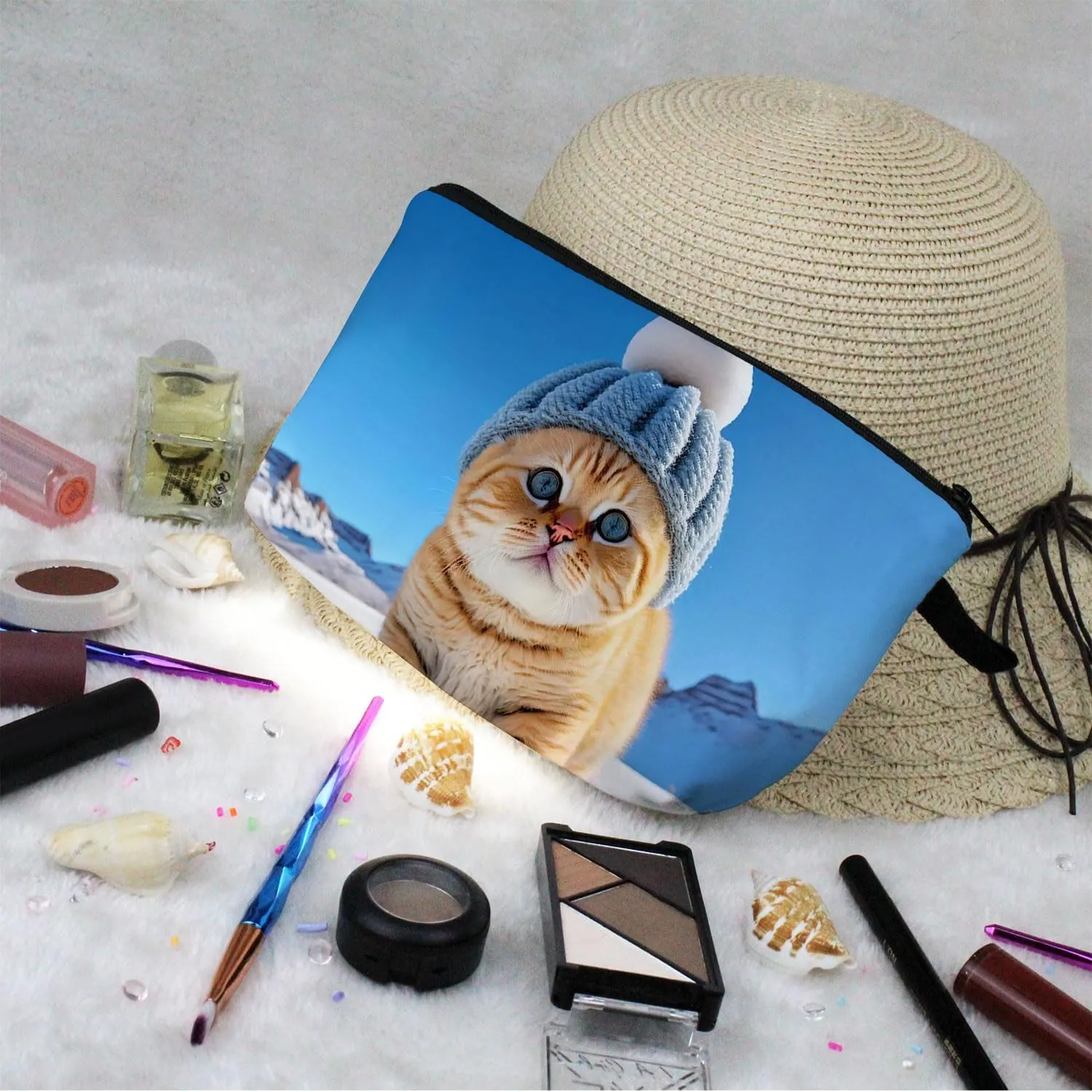Chubby Cat Makeup Bag Kitten Organizer Zipper Pouch Cat With Hat In The Snow Cosmetic Bag Adorable Kitty Present for Cat Lovers Cat Mom Women Friends