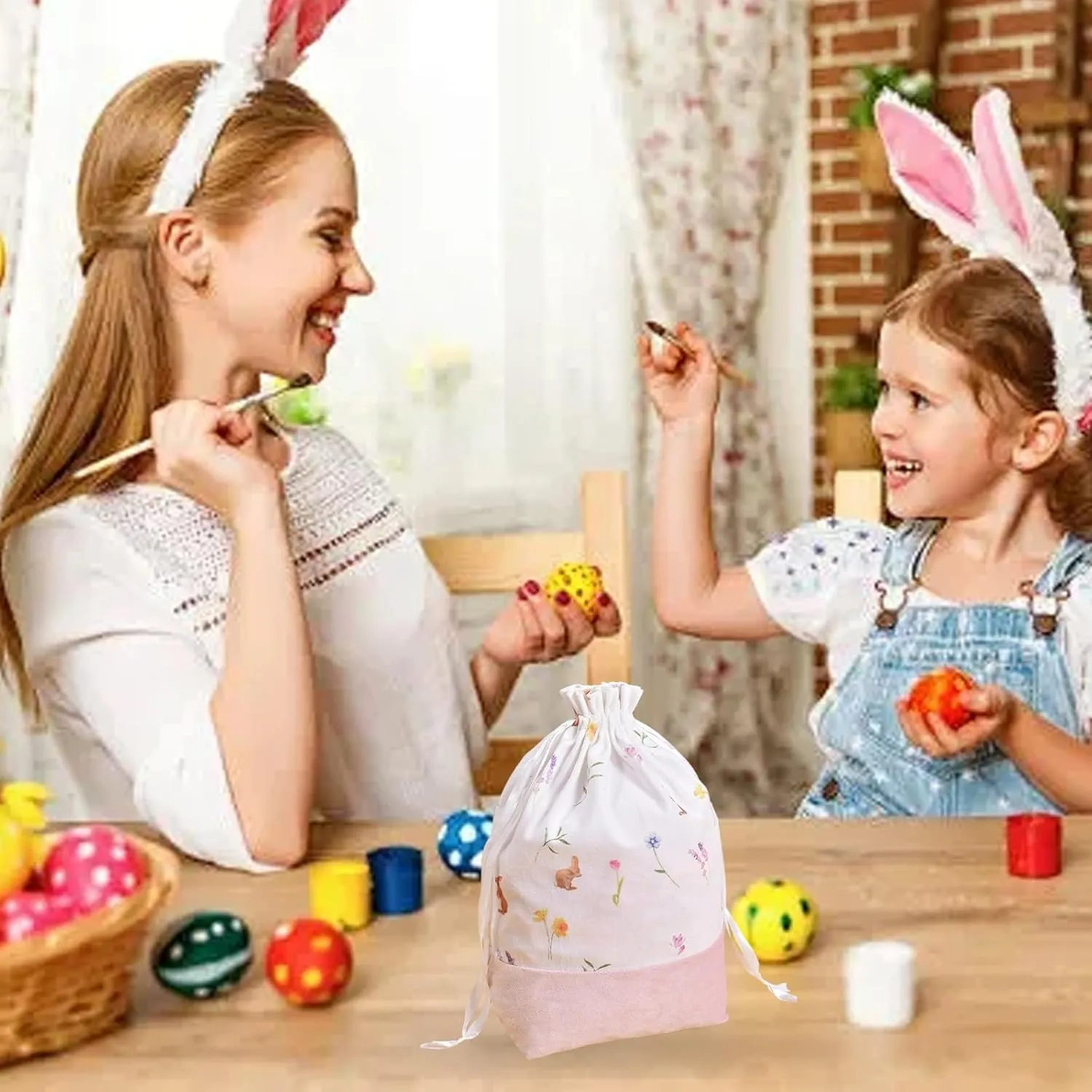 Easter Portable Travel Barrel Cosmetic Bag Multifunctional Toiletry Bucket Organizer Storage Makeup Bag for Women Easter Gift Reusable Fabric Perfect for Birthday Parties