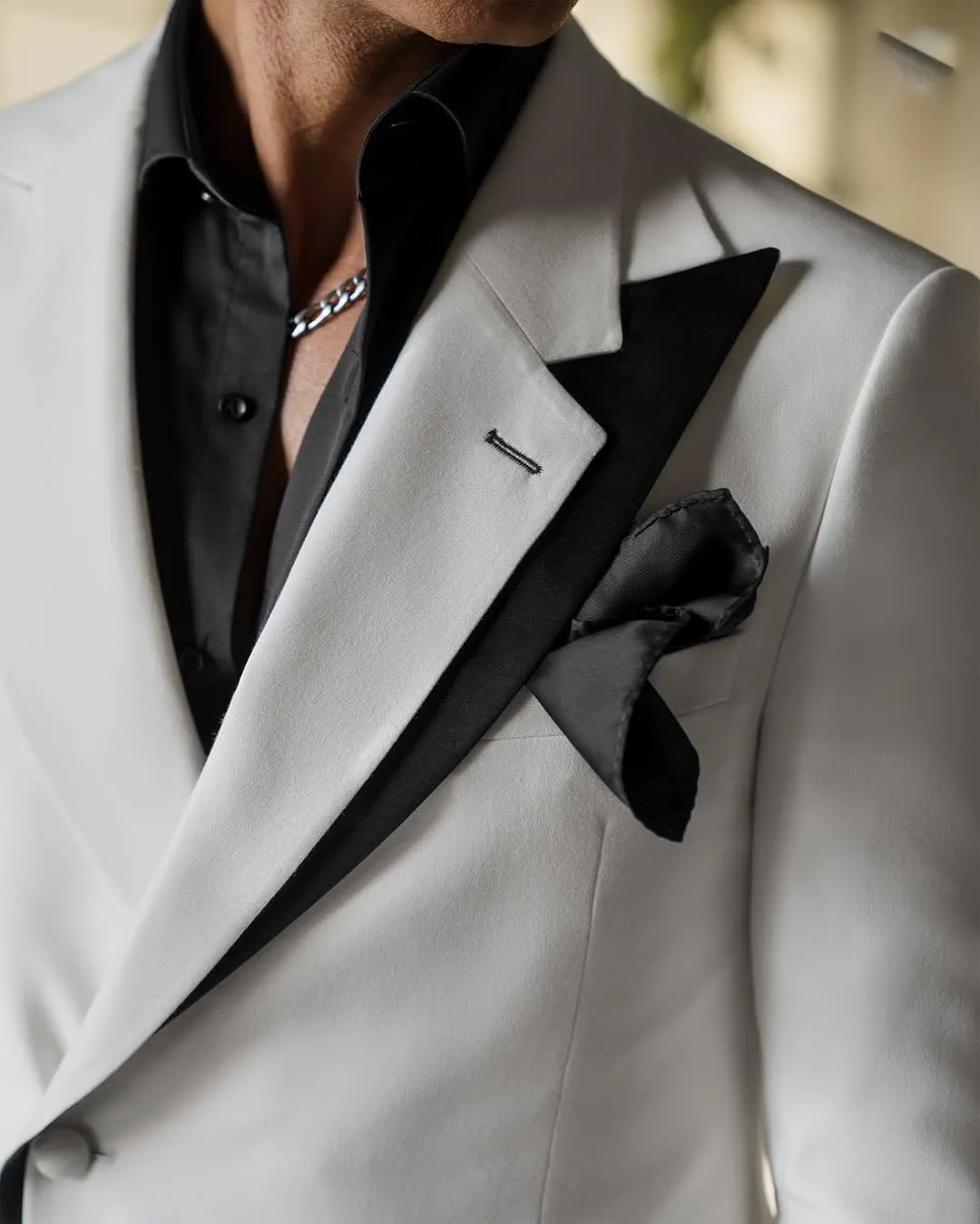 Men's Stylish Blazer Slim Fit White with Black Contrast Collar Slim Fit One Button