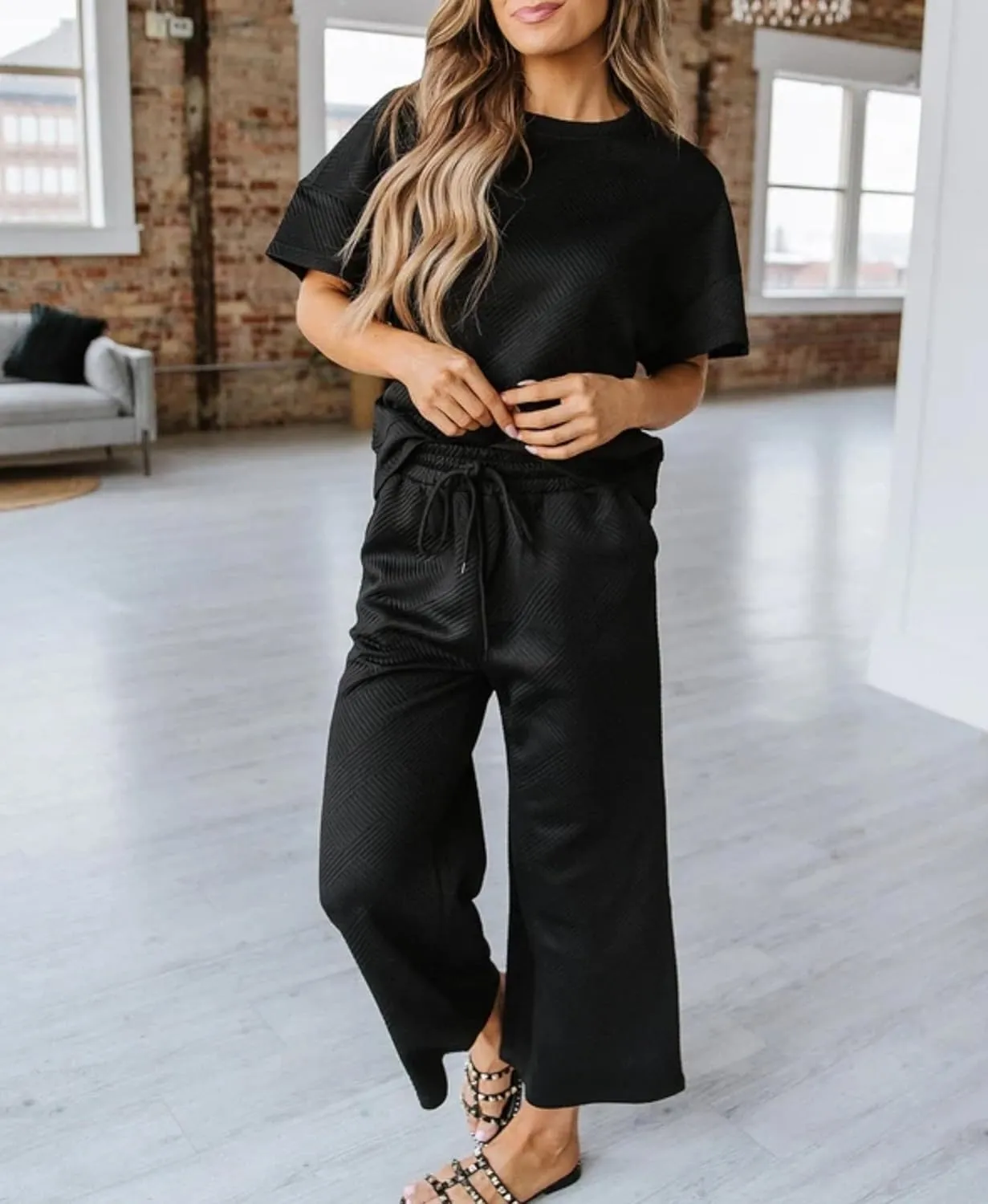 OPCAKM Women's 2 Piece Textured Sweatsuit Knit Short Sleeve Pullover Top Wide Leg Pant Tracksuit Set