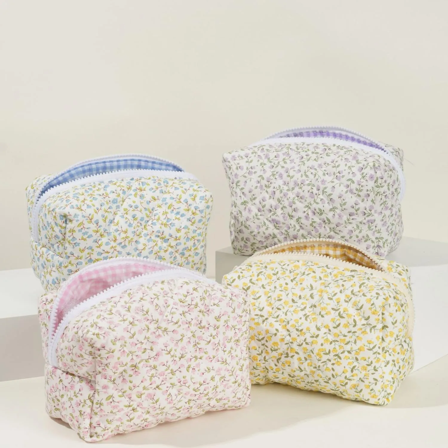 Small Quilted Cotton Makeup bag, Cute Floral Cosmetic bag, Cotton Aesthetic Makeup Pouch, Large Capacity Travel Toiletry Bag for Women and Girls (Pink)