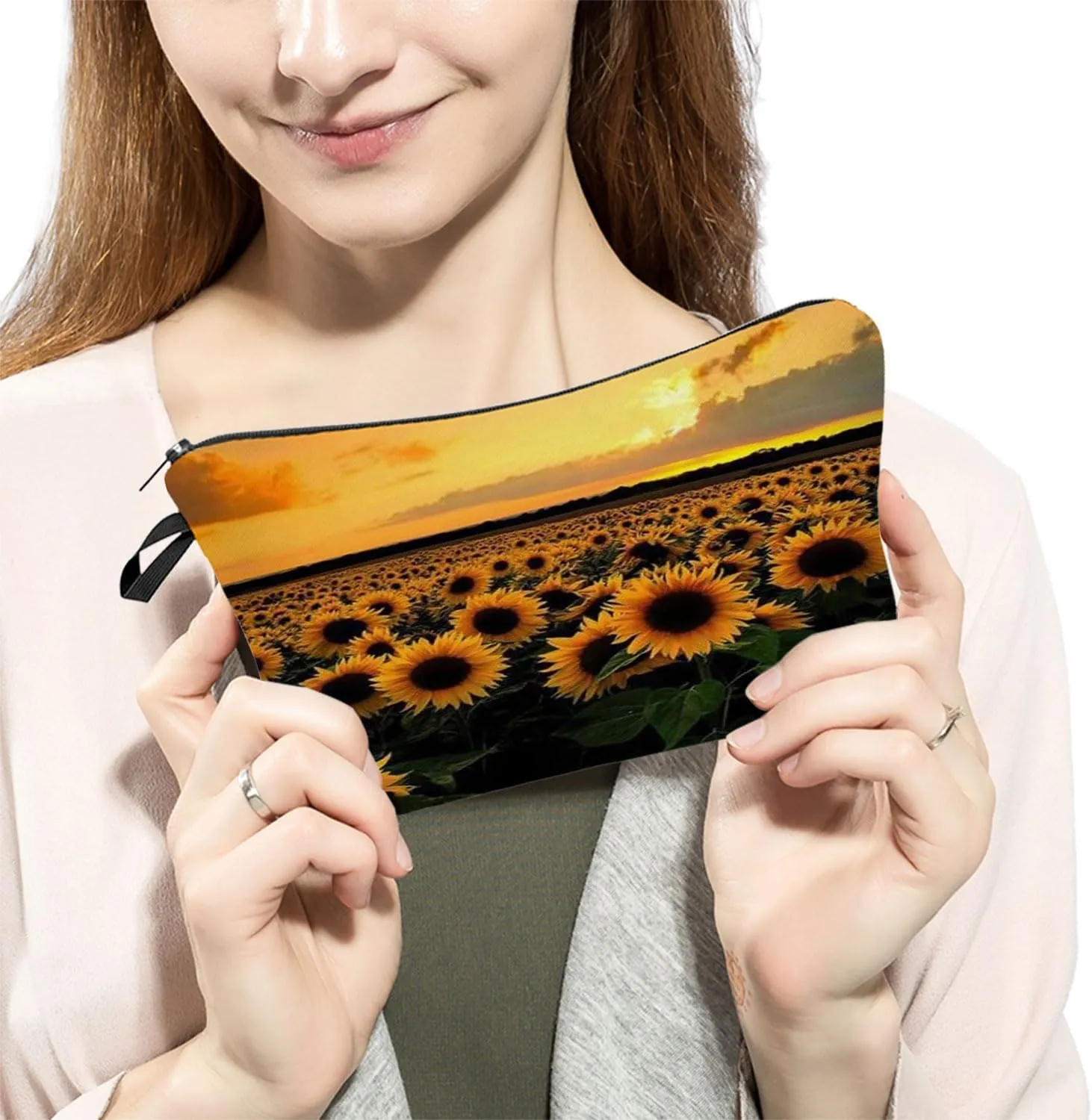 Sunflower Makeup Bag Sunflower Field Organizer Bag Toiletry Zipper Pouch Sunset Pastoral Scenery Cosmetic Bag Present for Sunflower Lovers Women Friends
